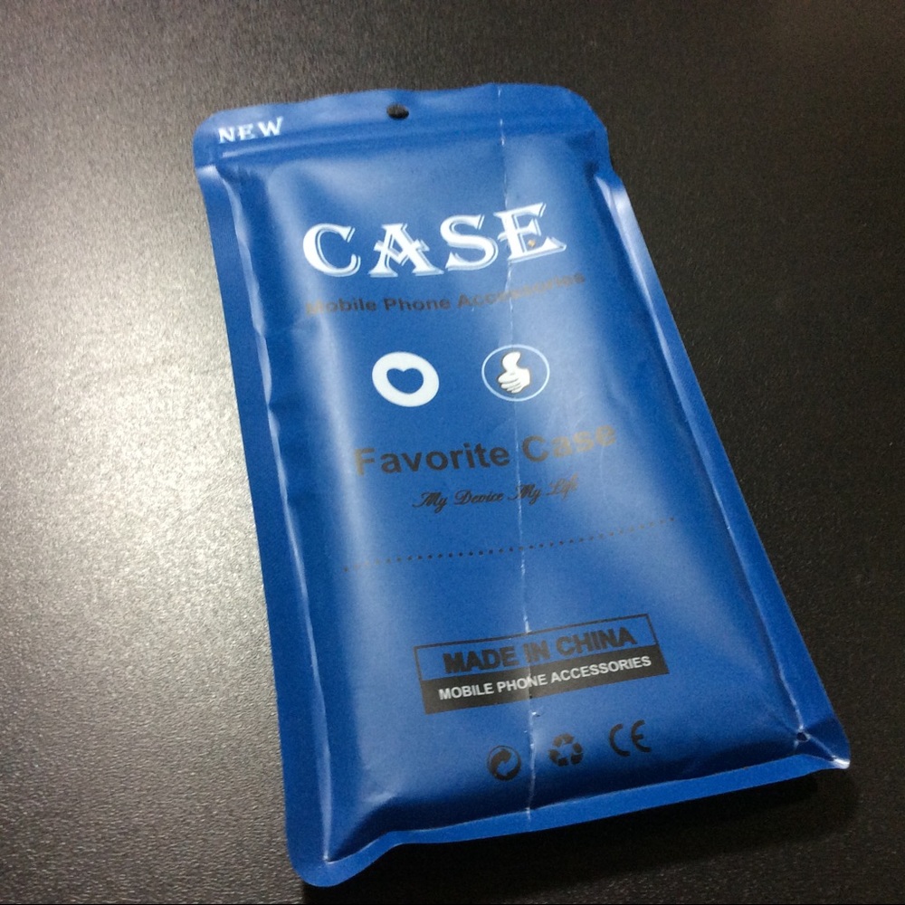 New in pkg  Case Dallas Cowboys iPhone 11 case
